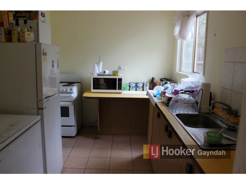 12 Elizabeth Street, Biggenden QLD 4621