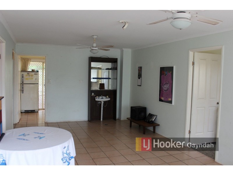 12 Elizabeth Street, Biggenden QLD 4621