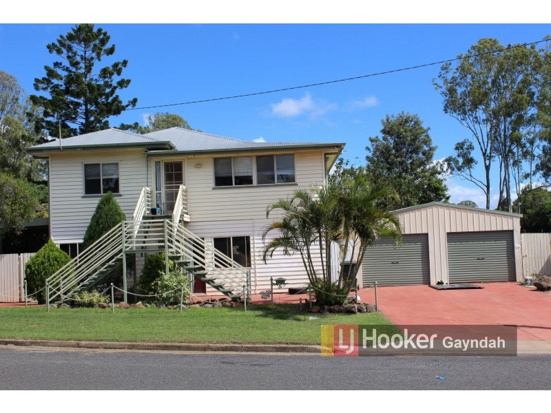 12 Elizabeth Street, Biggenden QLD 4621