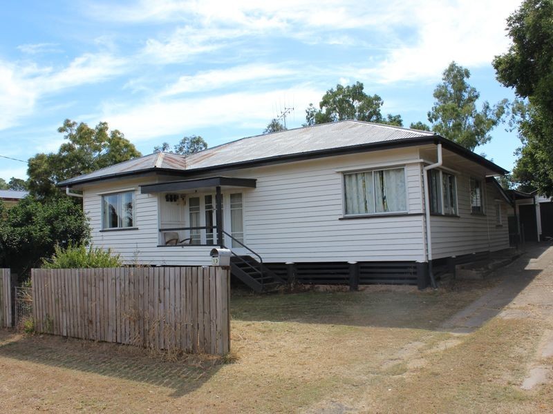 13 Boyd Street, Gayndah QLD 4625