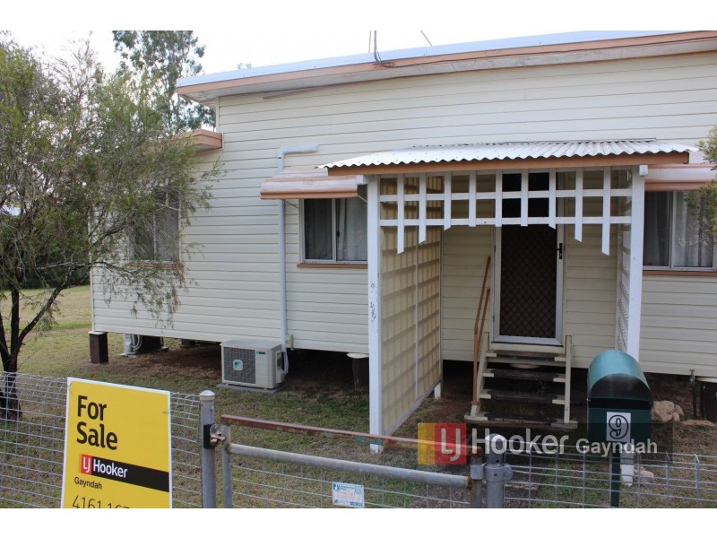9 Porter Street, Gayndah QLD 4625