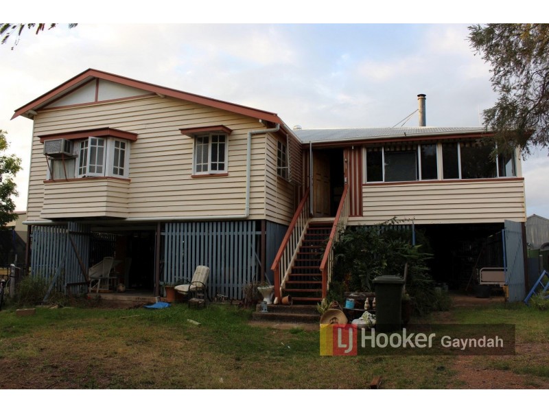 12 Queen Street, Gayndah QLD 4625
