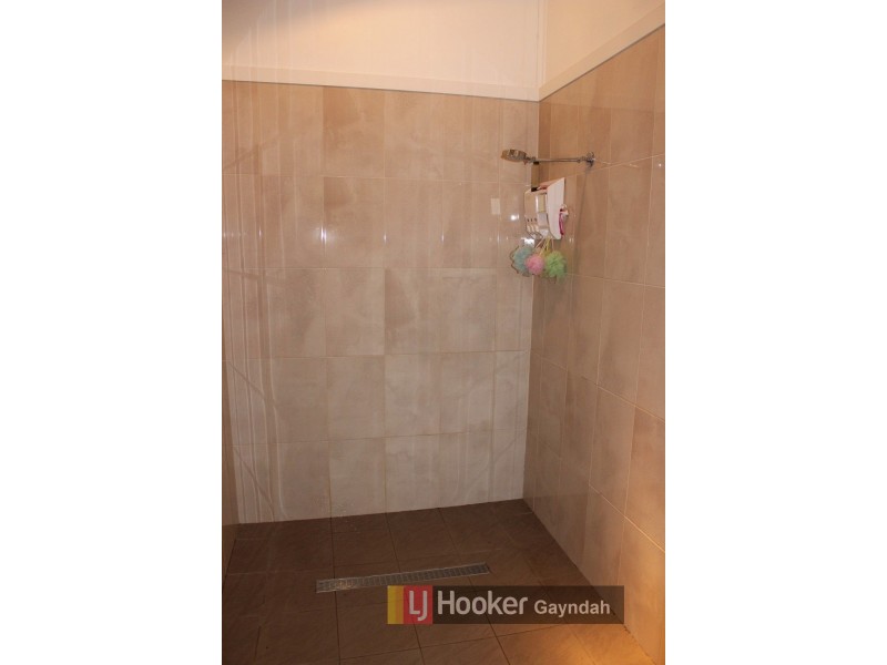 12 Queen Street, Gayndah QLD 4625