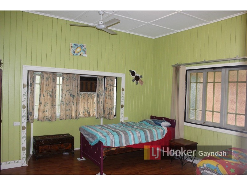 12 Queen Street, Gayndah QLD 4625