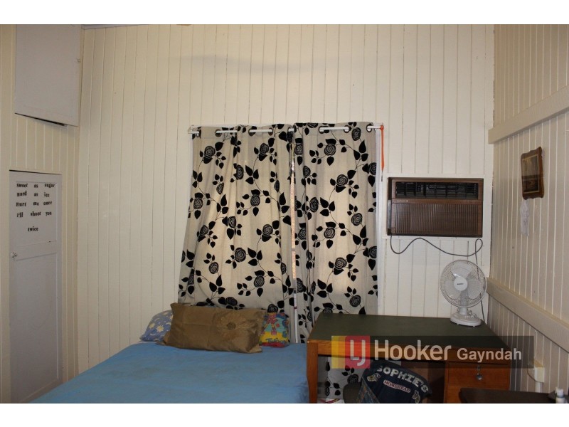 12 Queen Street, Gayndah QLD 4625