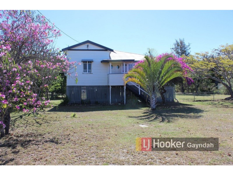 30 Barrow Street, Gayndah QLD 4625