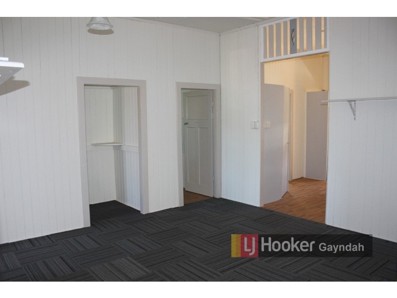 30 Barrow Street, Gayndah QLD 4625