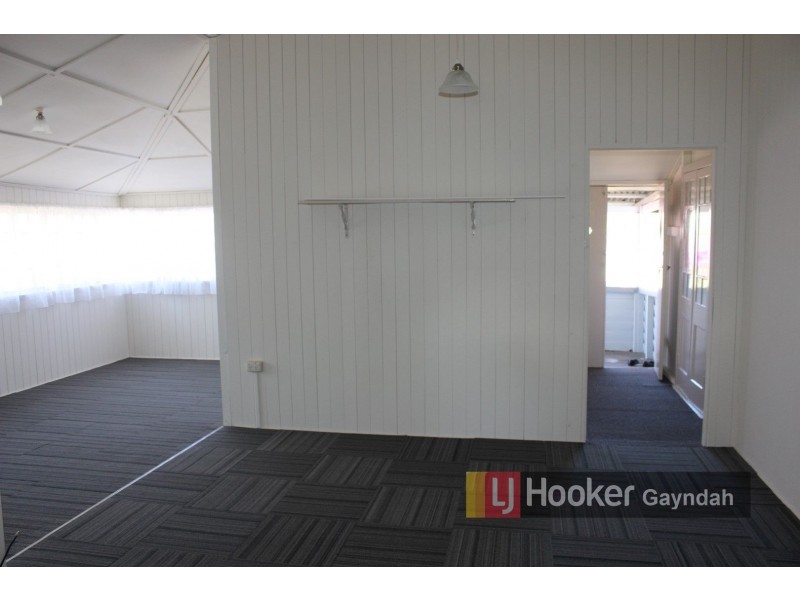 30 Barrow Street, Gayndah QLD 4625