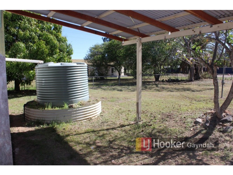 30 Barrow Street, Gayndah QLD 4625
