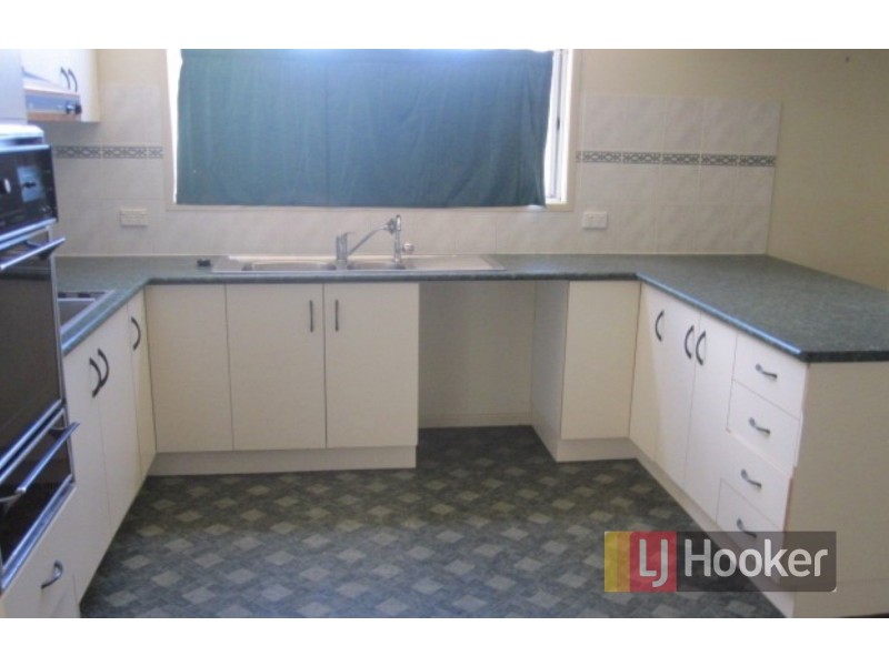 7 Gertrude St, Gayndah QLD 4625