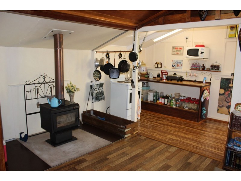 281 Binjour Branch Creek Road, Binjour QLD 4625