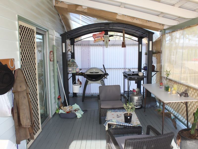 1 Macdonald Street, Eidsvold QLD 4627