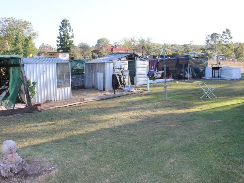1 Macdonald Street, Eidsvold QLD 4627