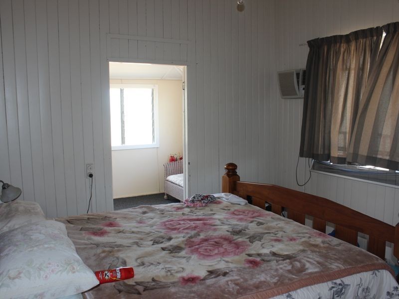 36 Warton Street, Gayndah QLD 4625