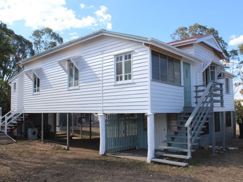36 Warton Street, Gayndah QLD 4625