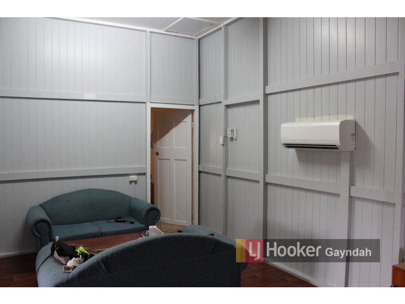 11 Pineapple Street, Gayndah QLD 4625