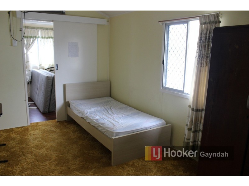 11 Pineapple Street, Gayndah QLD 4625