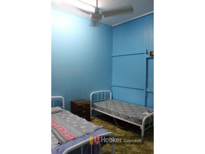 11 Pineapple Street, Gayndah QLD 4625