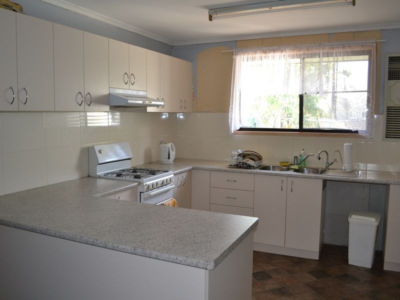 10 Elliot St, Gayndah QLD 4625