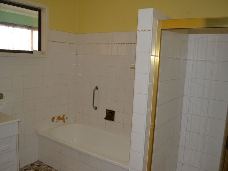 10 Elliot St, Gayndah QLD 4625