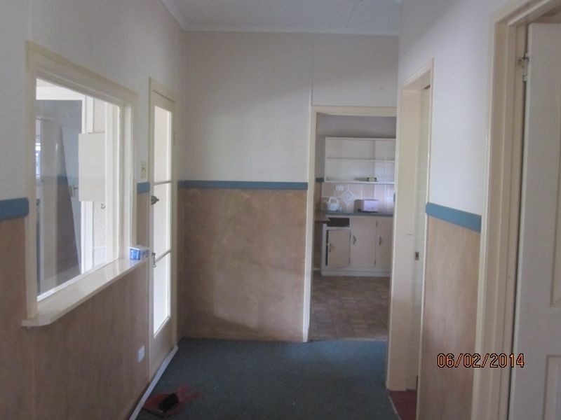 6 Tableland Rd, Gayndah QLD 4625