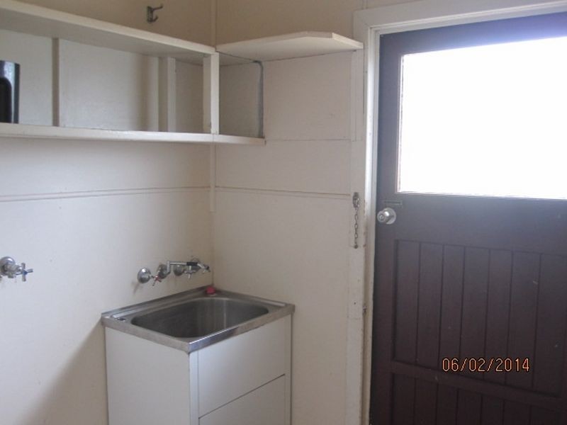 6 Tableland Rd, Gayndah QLD 4625