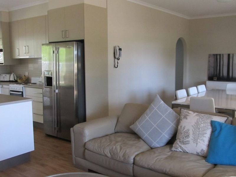 39 Arthur St, Gayndah QLD 4625