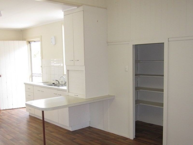 86 Meson St, Gayndah QLD 4625