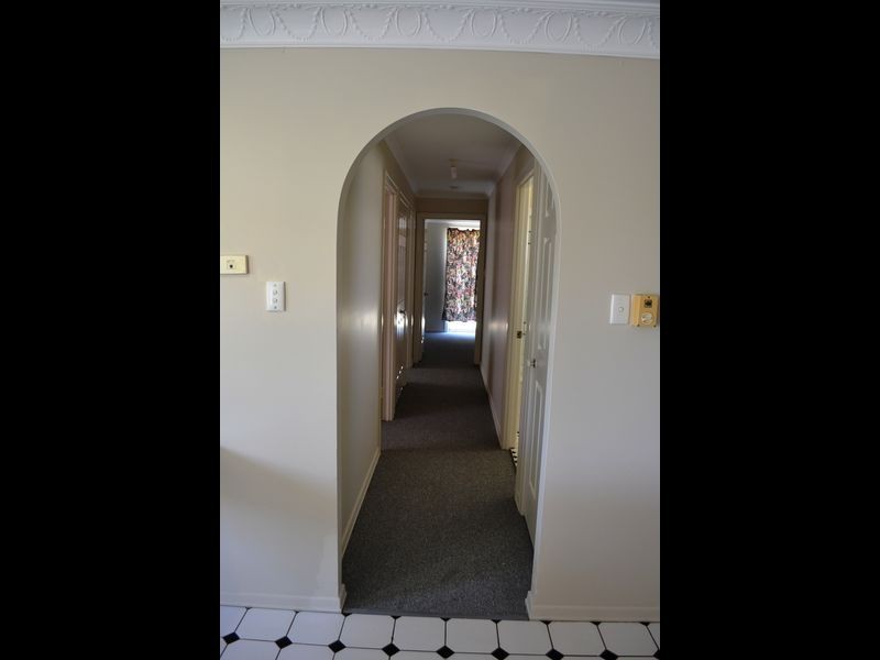 5a Arthur St, Gayndah QLD 4625