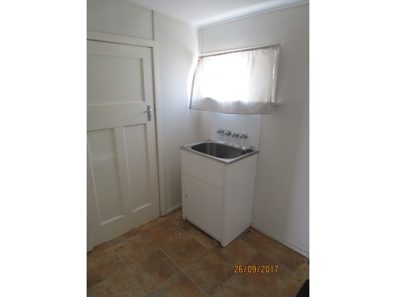 12B Walker Street, Gayndah QLD 4625