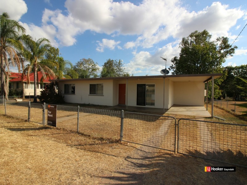 8 Carey Street, Gayndah QLD 4625