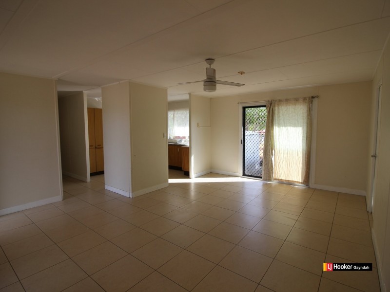 8 Carey Street, Gayndah QLD 4625