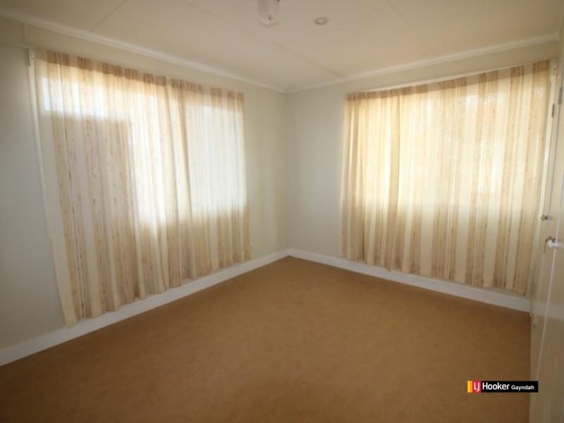 8 Carey Street, Gayndah QLD 4625