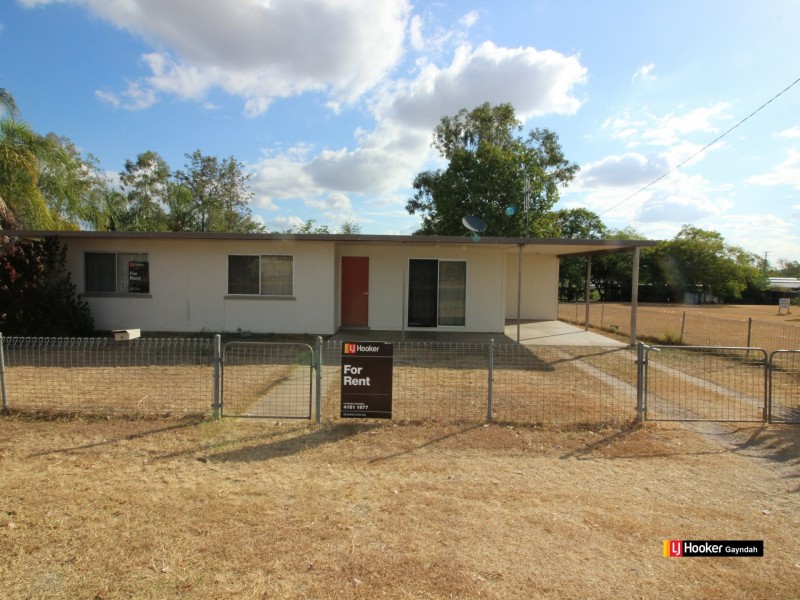 8 Carey Street, Gayndah QLD 4625