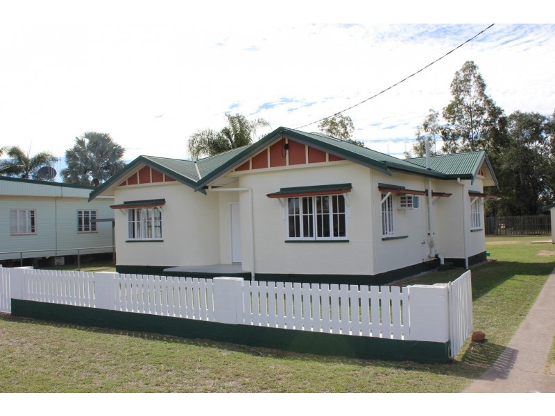 10 Walker Street, Gayndah QLD 4625