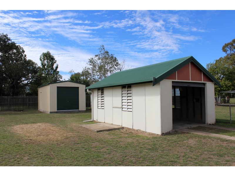 10 Walker Street, Gayndah QLD 4625