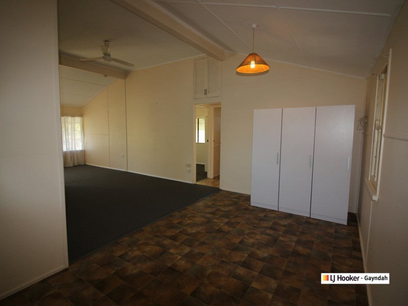 7 Boyd  Street, Gayndah QLD 4625