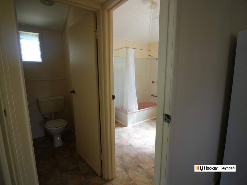 7 Boyd  Street, Gayndah QLD 4625