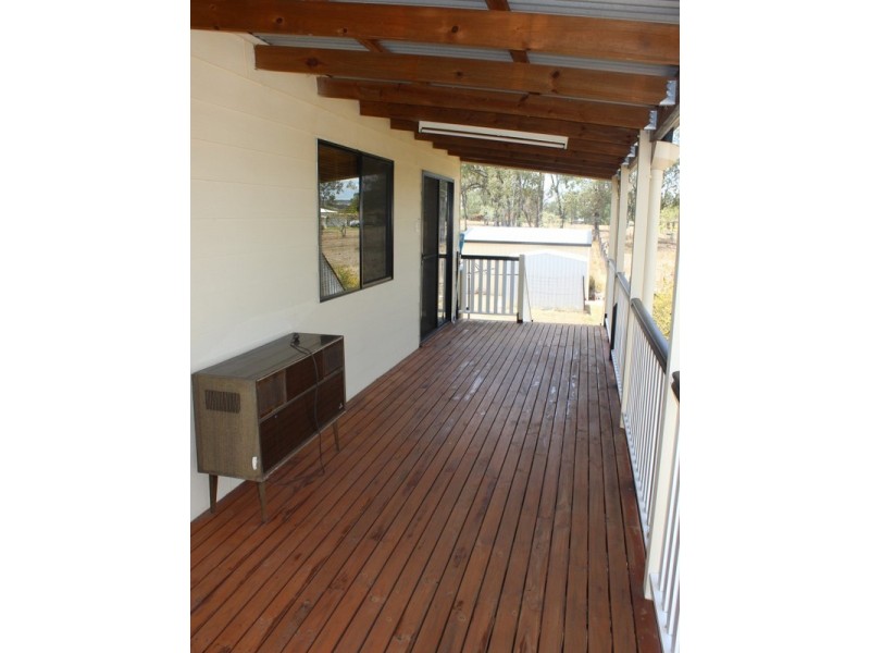 8 Leggett St, Gayndah QLD 4625