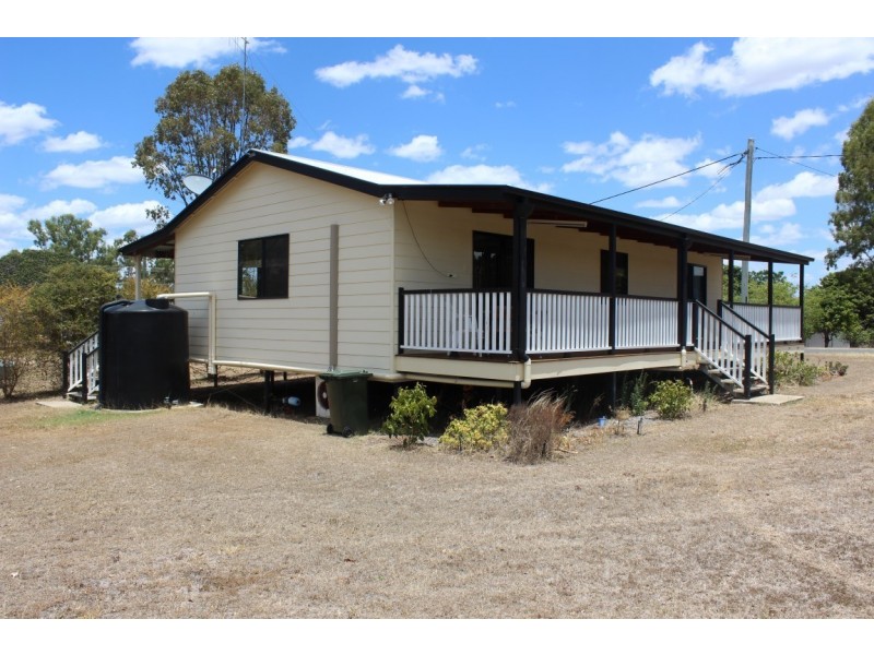8 Leggett St, Gayndah QLD 4625