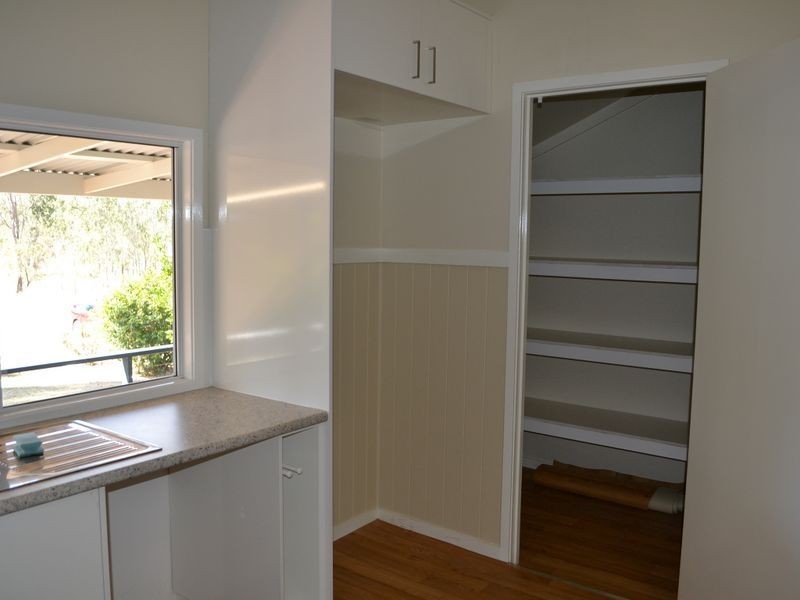 8 Old Nanango Rd, Gayndah QLD 4625