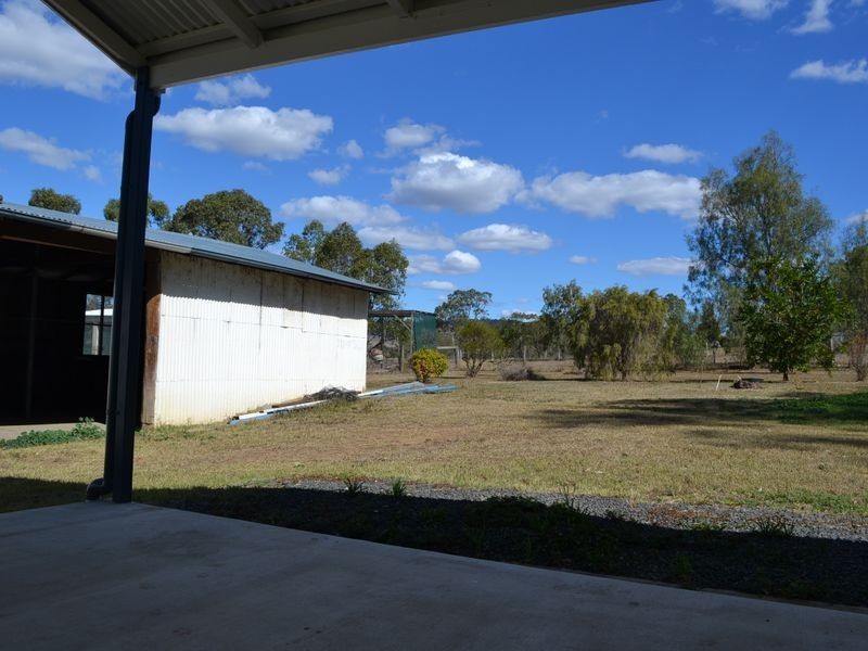 8 Old Nanango Rd, Gayndah QLD 4625