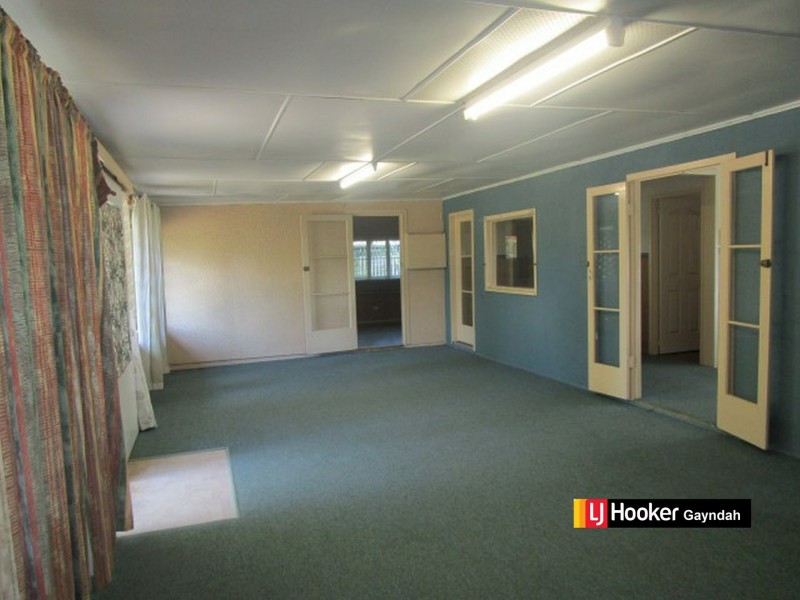 6 Tableland Rd, Gayndah QLD 4625