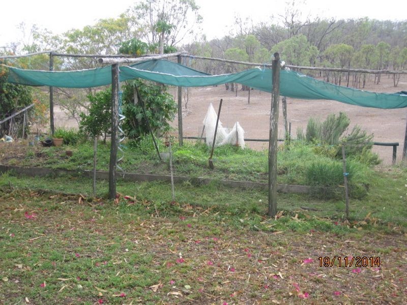 11335 Isis HWY, Biggenden QLD 4621