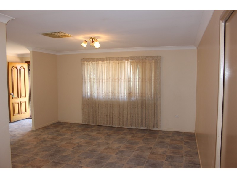 29 Maud Street, Gayndah QLD 4625