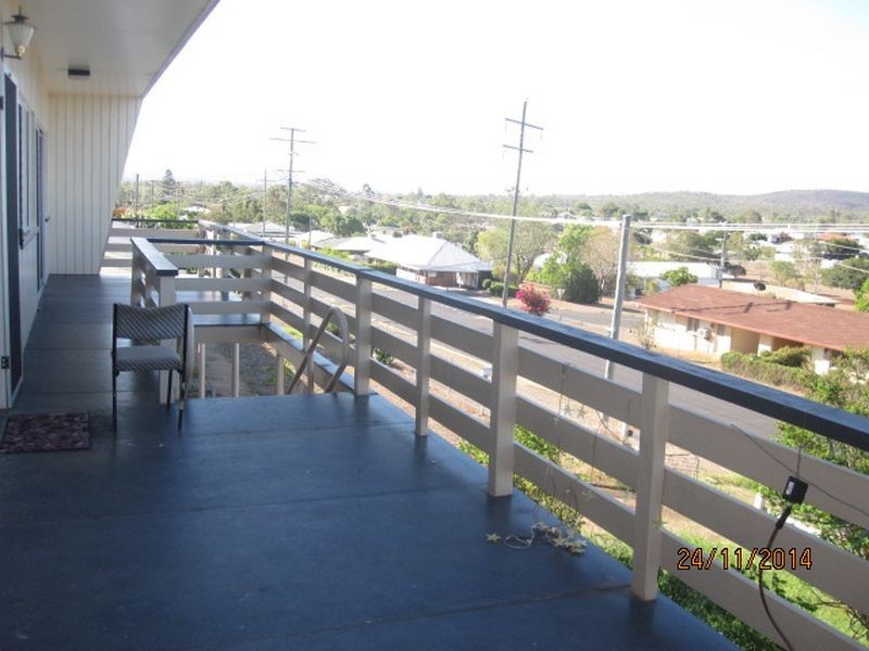 42 Porter St, Gayndah QLD 4625