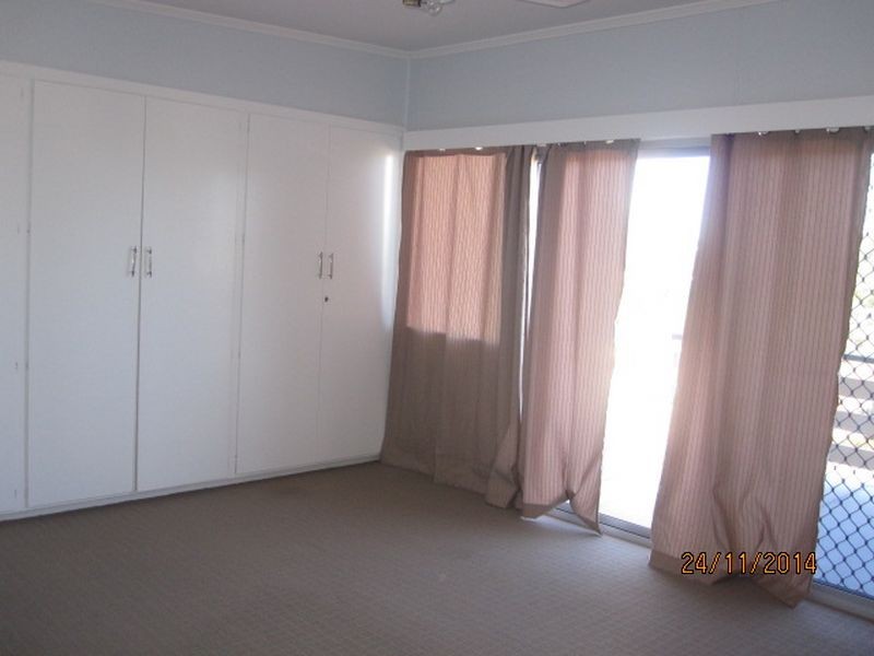 42 Porter St, Gayndah QLD 4625