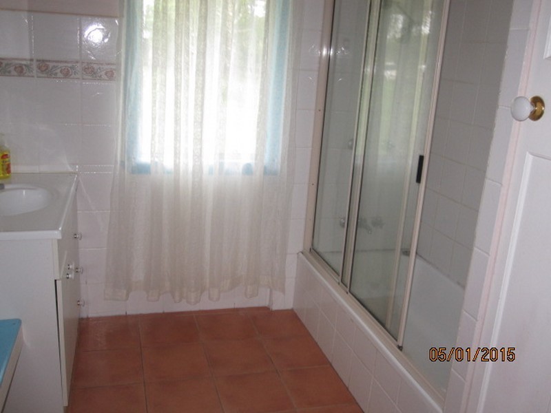 10 Carey St, Gayndah QLD 4625