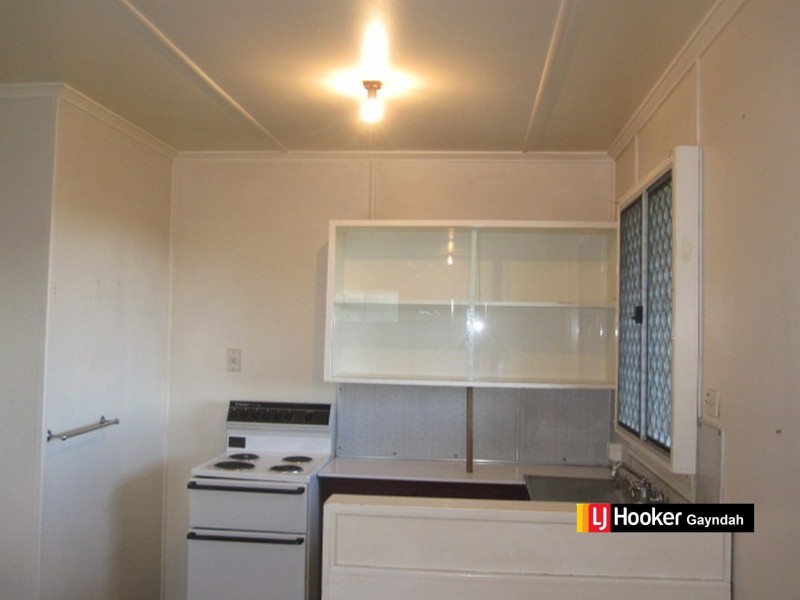 98a Porter St, Gayndah QLD 4625