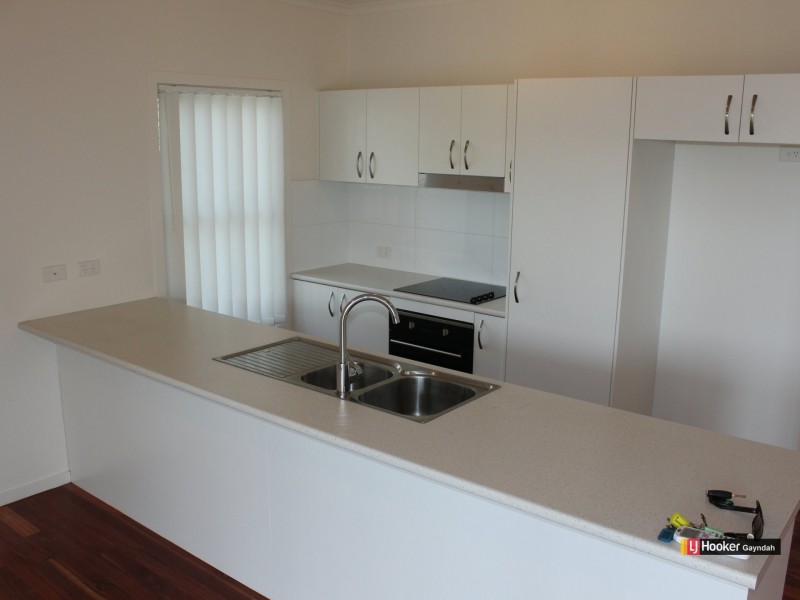 6 Shand St, Mount Perry QLD 4671
